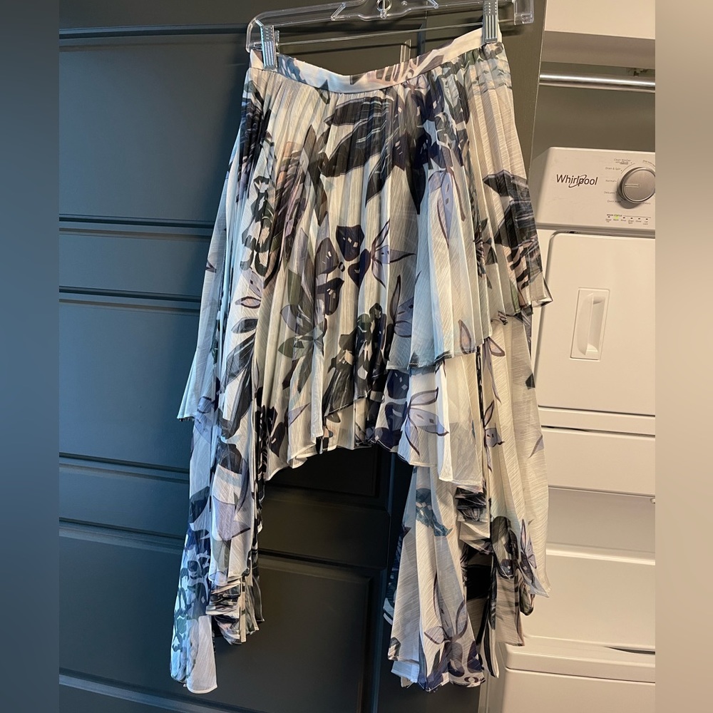 Asymmetrical floral high waisted skirt